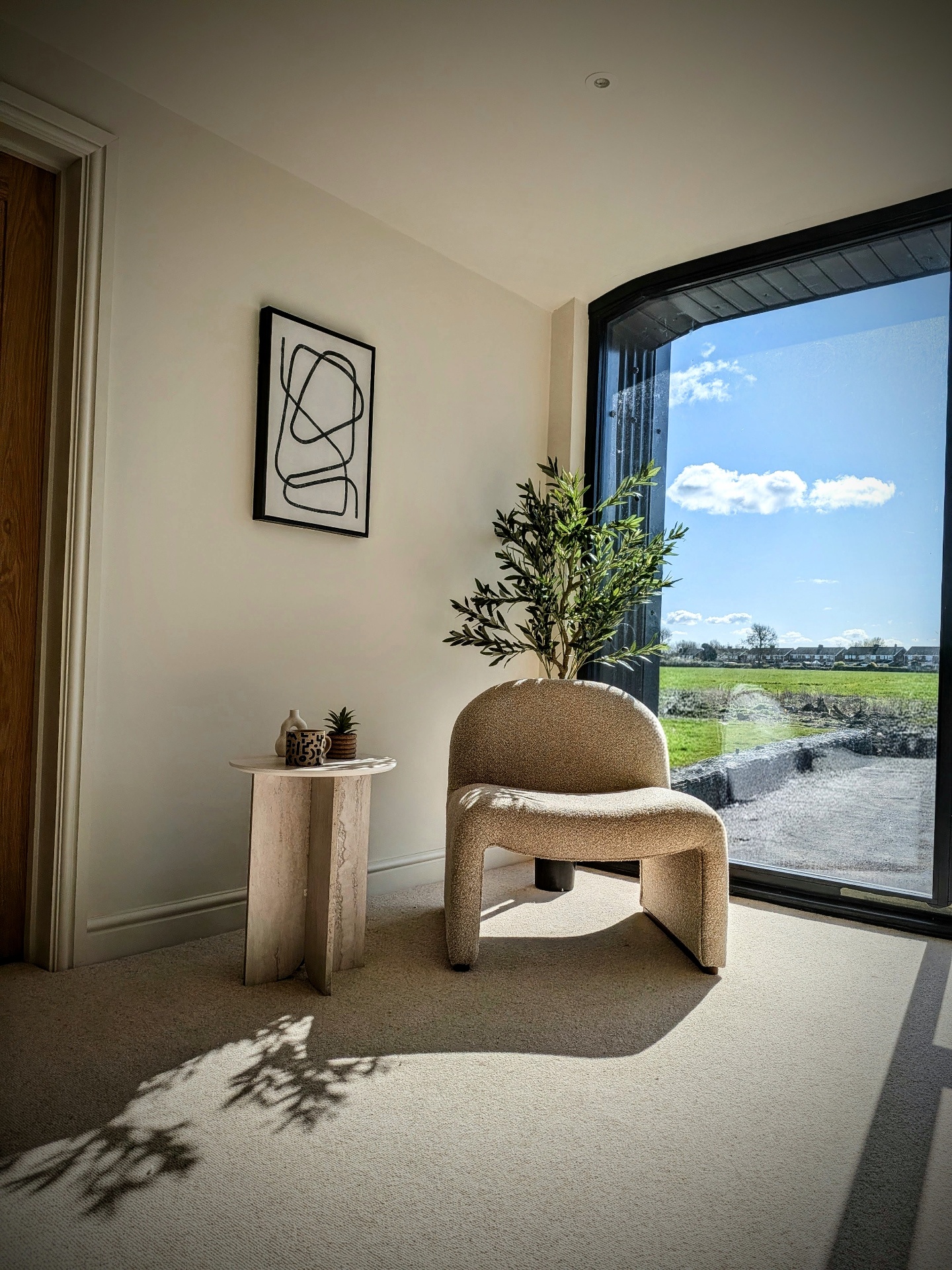 Reading corner with field views