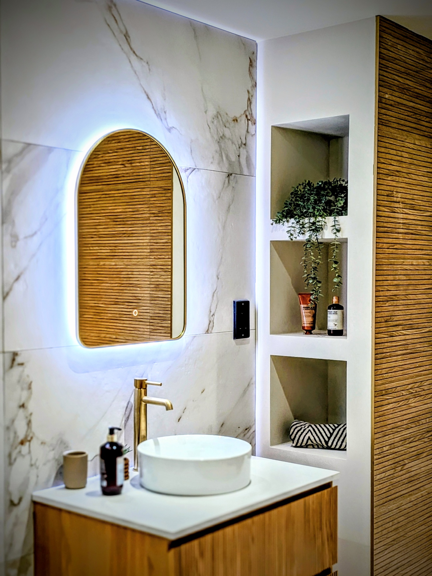 En-suite bathroom