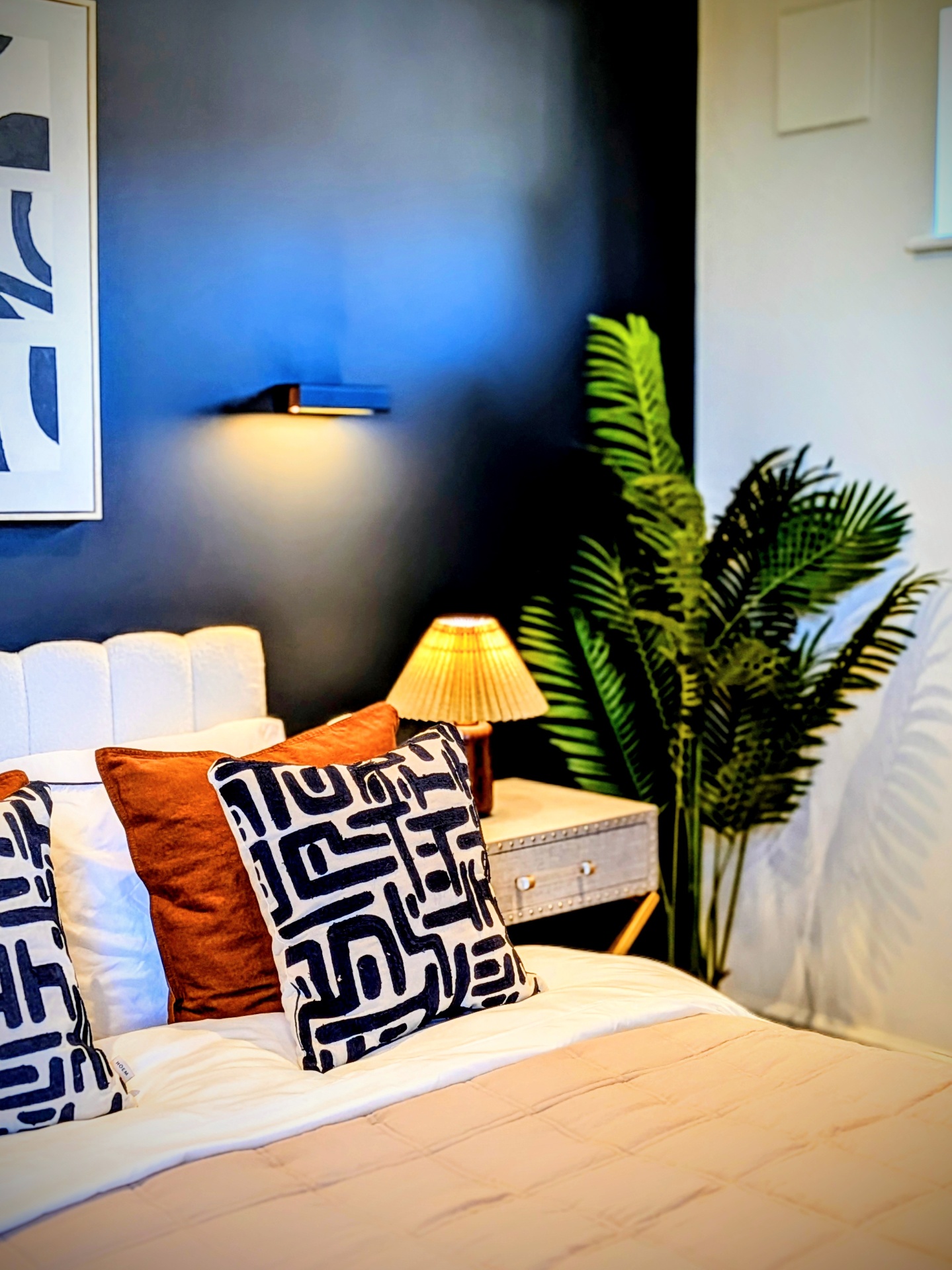 Bedroom detail